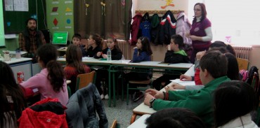 Ενημέρωση της ΣΤ` ΚΟΜΑΘ σε μικρούς μαθητές