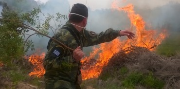 Η Πυροσβεστική ευχαριστεί το Θηροφύλακα της ΚΟΜΑΘ για συμβολή του στην κατάσβεση της πυρκαγιάς της Θάσου.